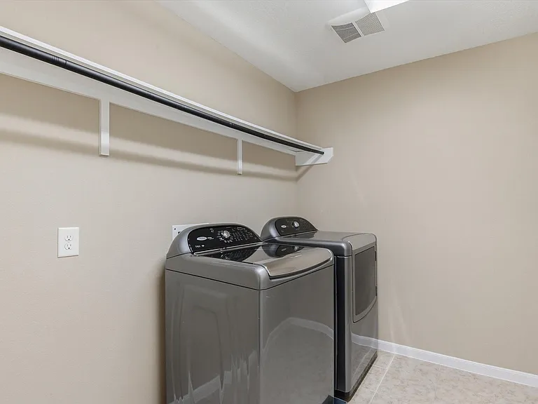 16515 Williamstown Dr — Photo 29