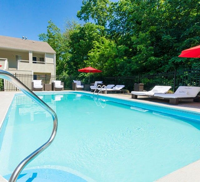 2nd image of 1505 Lynch Ct