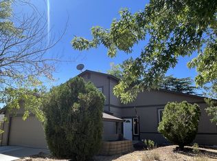 915 Emerson Way, Sparks, NV 89431