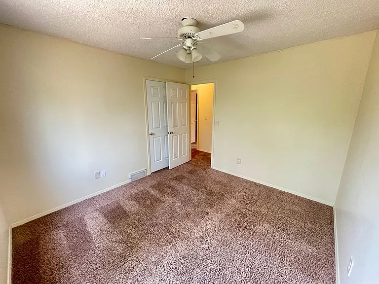 1907 Buena Vista Pl — Photo 16