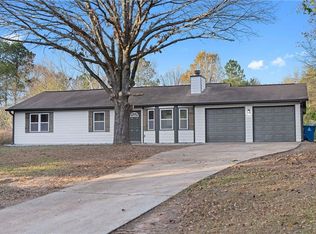 313 Oak Rdg, Auburn, GA 30011