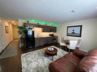14 Clinton Ave #3A, Jamestown, RI 02835