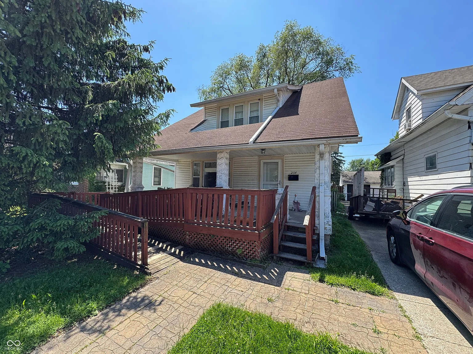 254 N Mount St photo 1