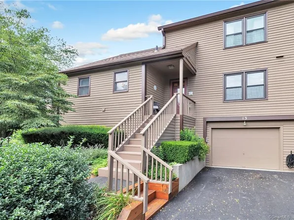 13 Eagle Rock Circle #13, Monroe, CT 06468