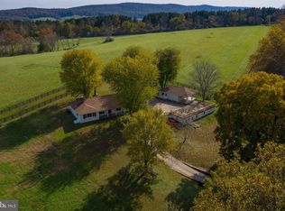 23572 Champe Ford Rd, Middleburg, VA 20117