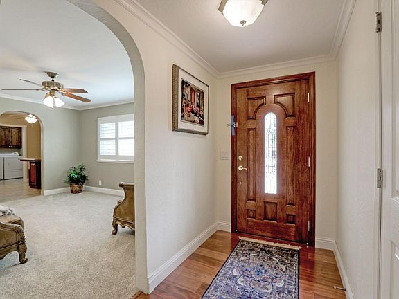 4th image of 6407 El Paseo Dr
