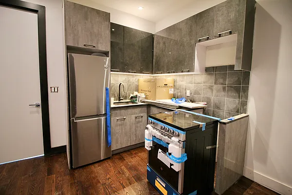 Rented by Hagstrom Management Inc | media 28