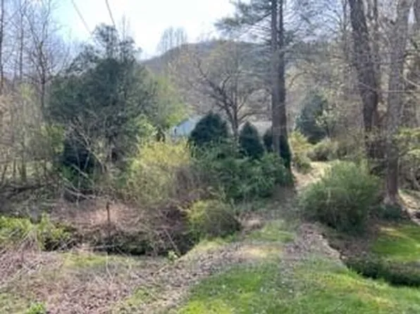 3460 Highway 28, Robbinsville, NC 28771