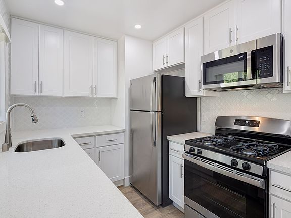 2nd image of 37 Reed Blvd #6F