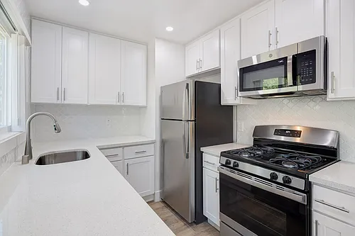 37 Reed Blvd #3 Photo 1