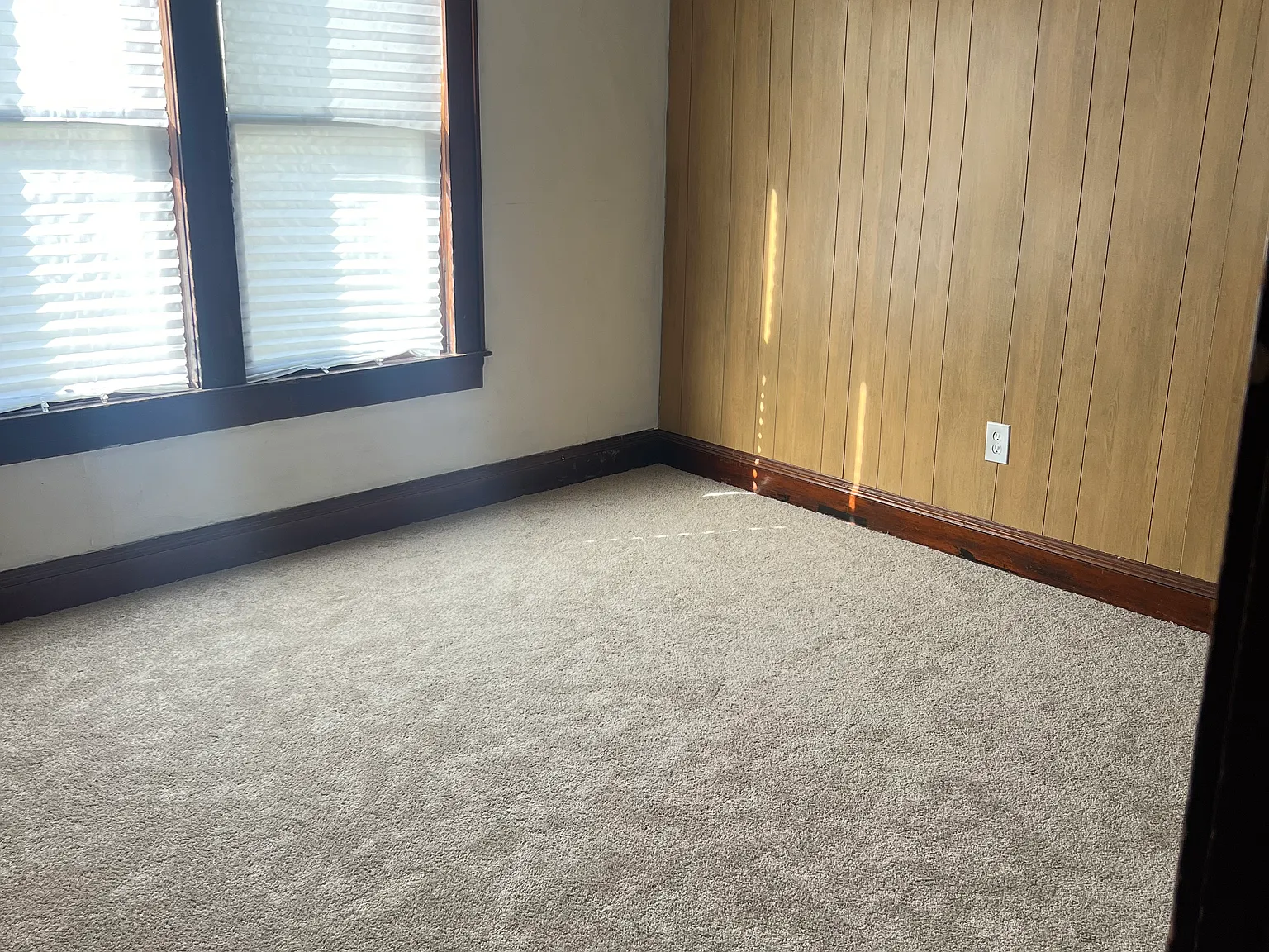 2 bed, 944 sqft, $875 — Photo 1