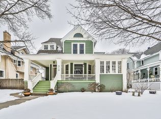314 S Euclid Ave, Oak Park, IL 60302