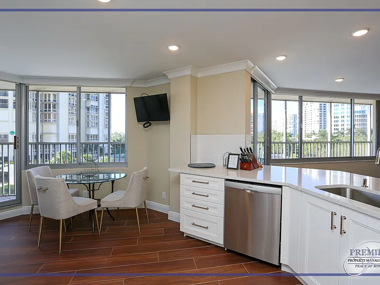 4041 Gulf Shore Blvd N #305 — Photo 5