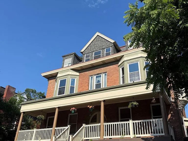 342 S Graham St #3 — Photo 1