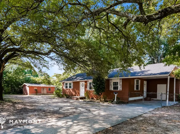 400 E Richardson St, Selma, NC 27576