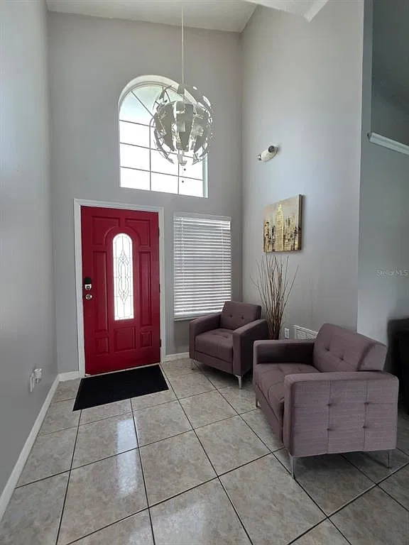 3 bed, 2.0 bath, 1344 sqft, $2,600 — Photo 3