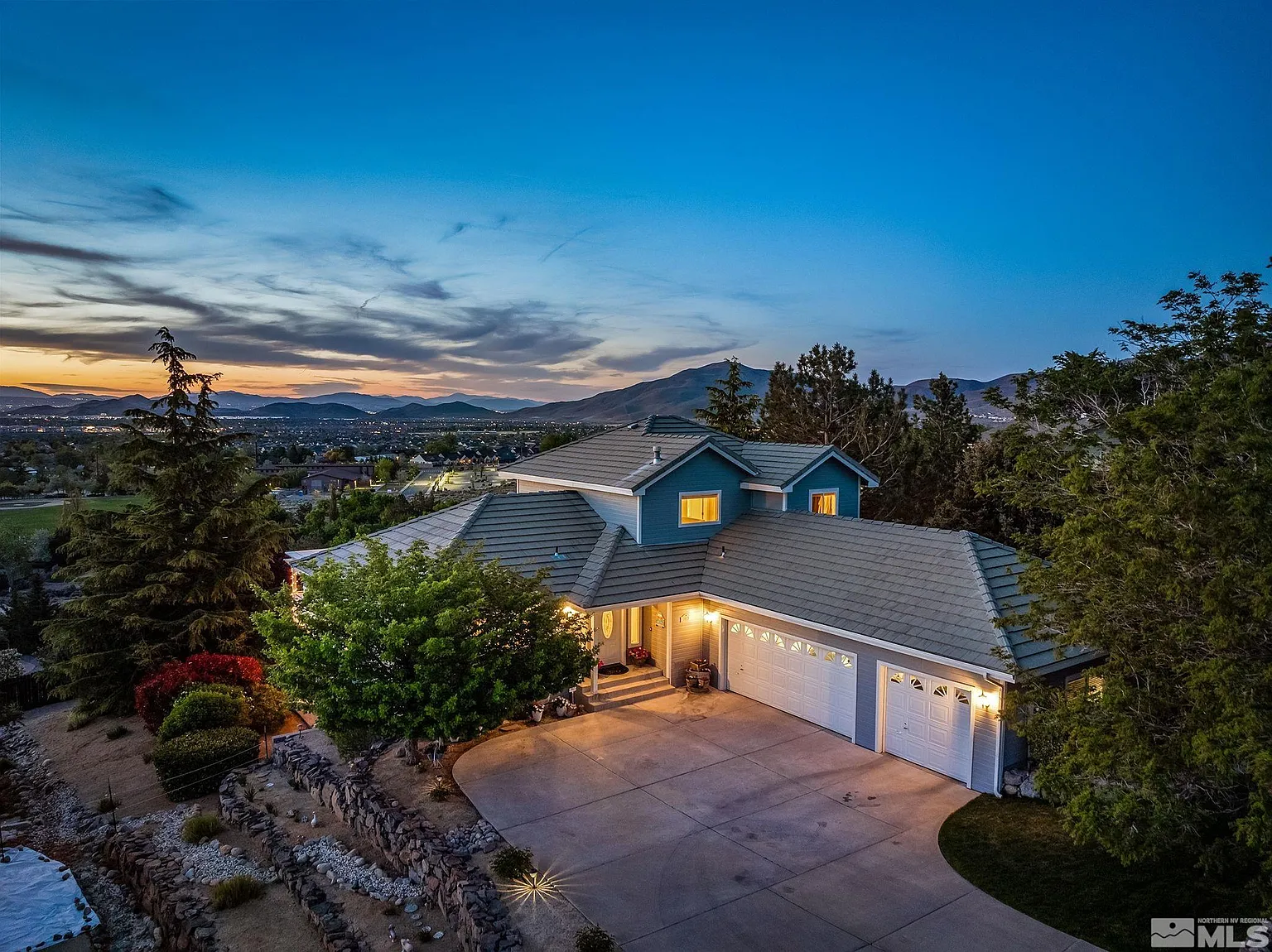 1415 Sioux Trl photo 1