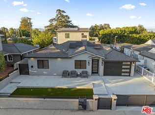 17443 Valerio St, Van Nuys, CA 91406