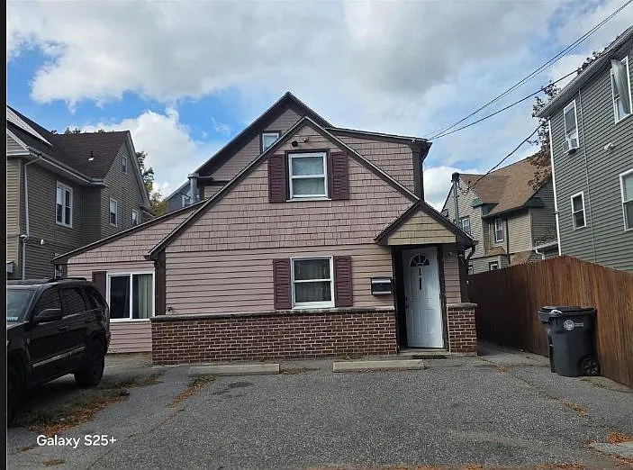 35 Spicer St #35
