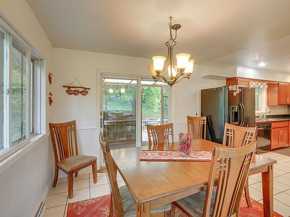 4th image of 4807 Woodland Ave