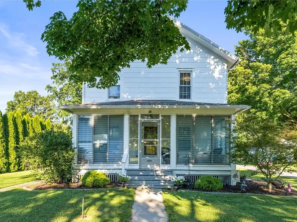 28 Lacy St, Avon, NY 14414