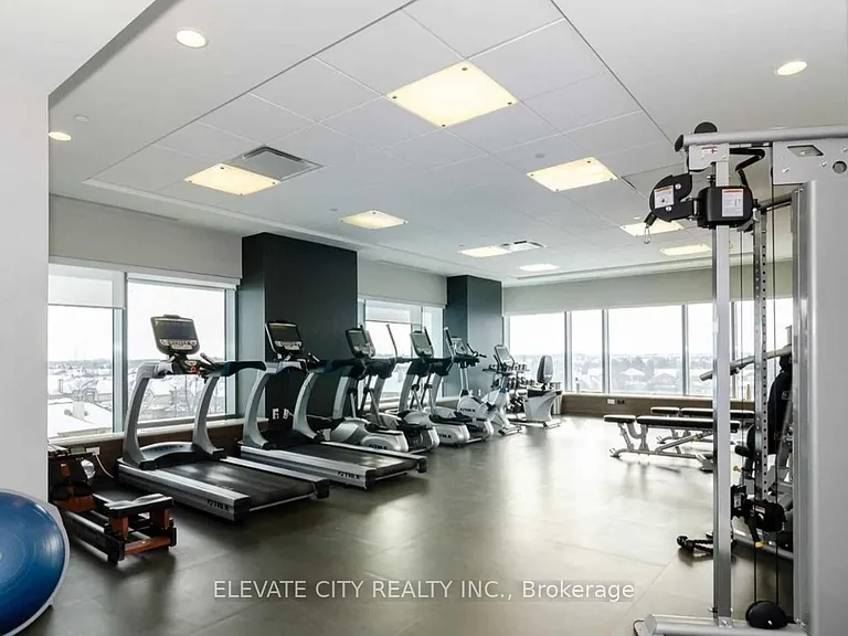 2560 Eglinton Ave W #2105 — Photo 12