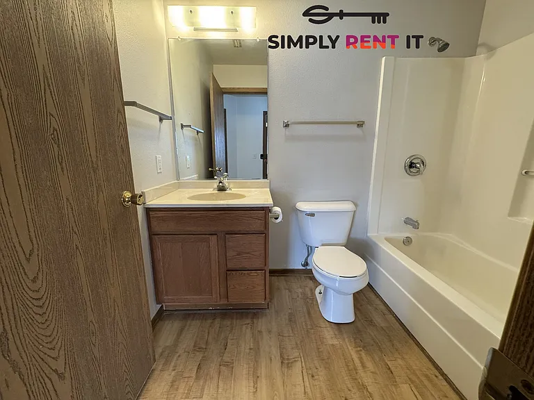 4549 Steinbeck St #3 — Photo 5