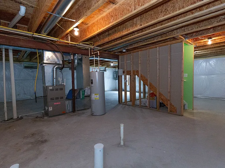341 Bullskin St — Photo 41
