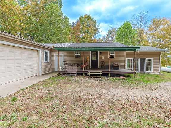 3rd image of 650 Brown Hollow Rd
