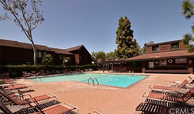 2nd image of 1811 Mount Shasta Dr