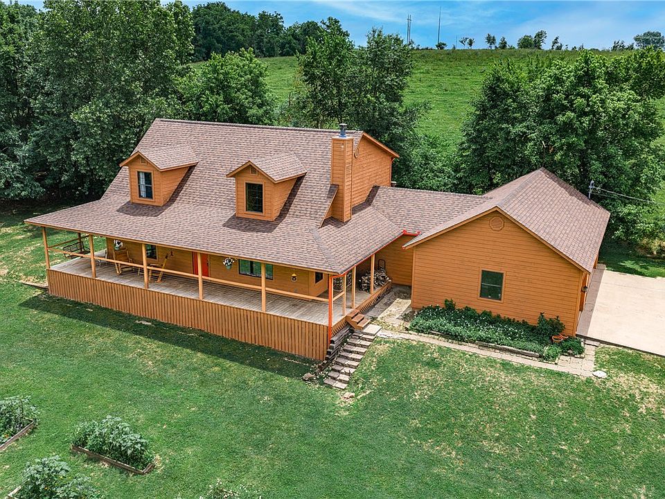 1st image of 2087 Stella Rd