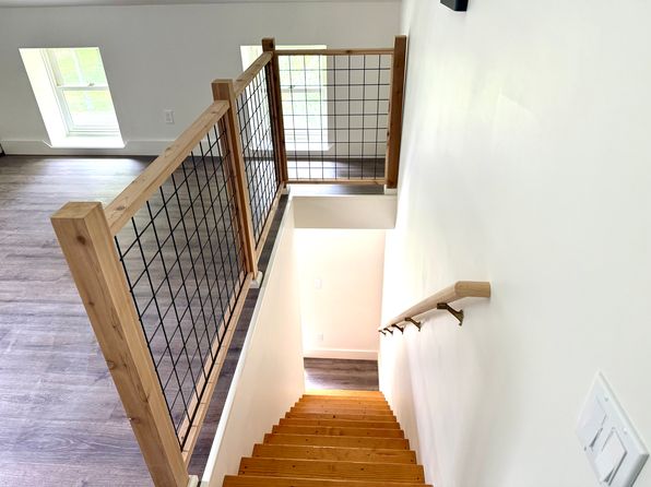 35 Old Route 199 APT 3