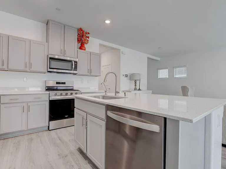 9938 Ullom Dr — Photo 31