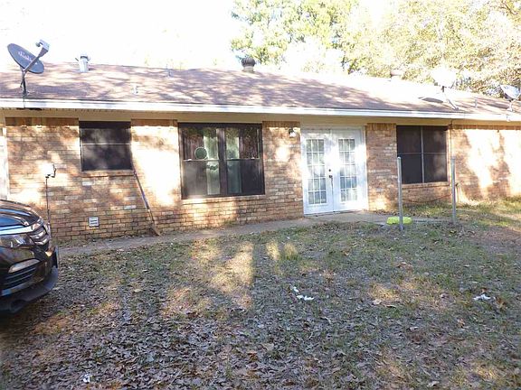 3rd image of 1495 County Road 481 W