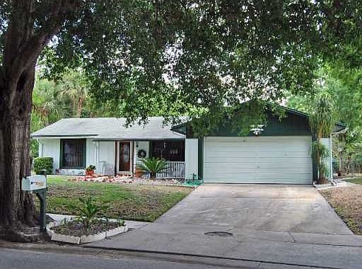 1st image of 111 Sandalwood Way