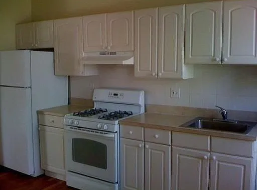 5 Buckley Ave #2A — Photo 5