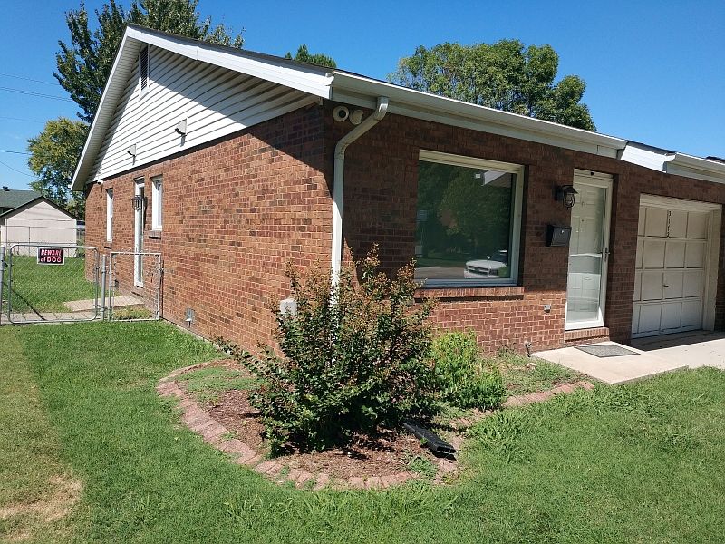 1st image of 3142 Yale Dr #3142
