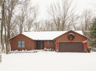 7520 Dusty Pines Dr, Galena, OH 43021