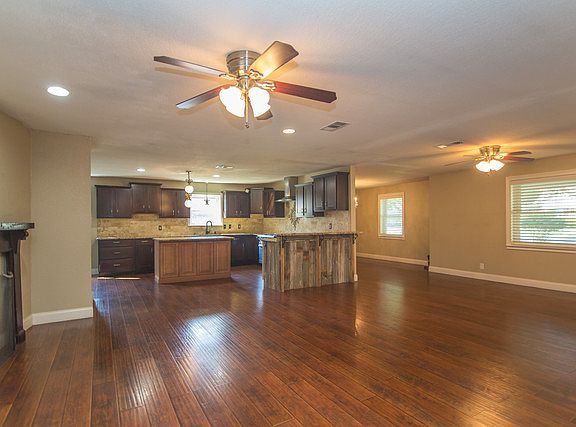 5th image of 200 La Vista Dr