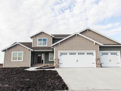 3629 Crimson Loop S, Fargo, ND, 58104