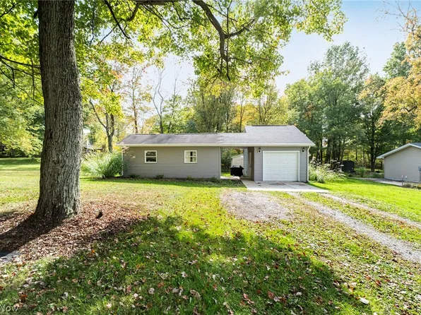 445 Park Ave, Poland, OH 44514