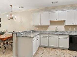 10600 Lakes Blvd APT 303, Baton Rouge, LA 70810