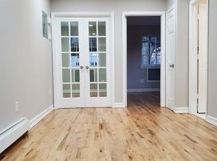 1852 Palmetto St, Ridgewood, NY 11385