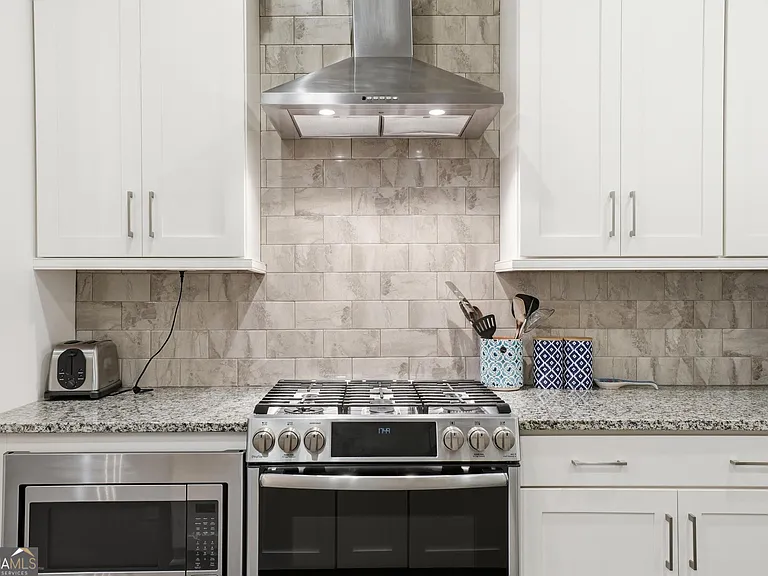 4245 Deming Cir — Photo 18