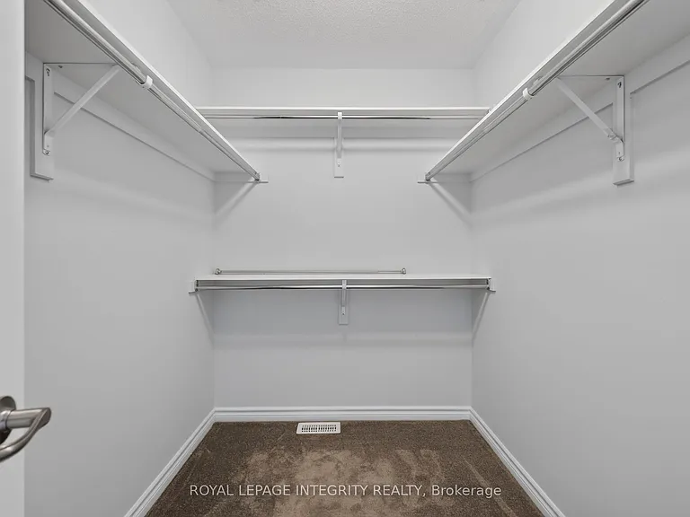 129 Umbra Pl — Photo 31