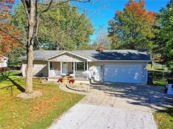 4400 Ridge Rd, Cortland, OH 44410