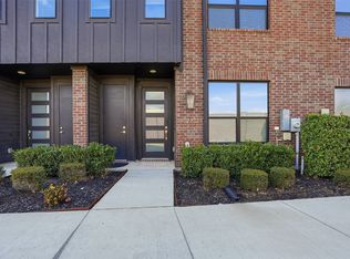 2804 Addison Park Ln, Fort Worth, TX 76110