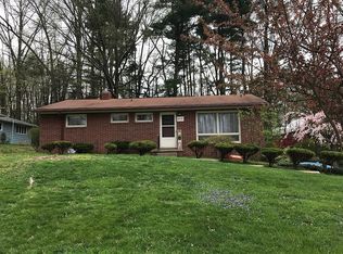 2515 Armstrong Dr, Wooster, OH 44691
