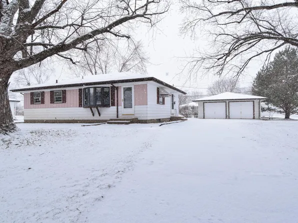 7300 Kyle Ave N, Brooklyn Park, MN 55443