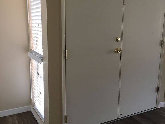 4th image of 135 E Bunny Ave #135 E.